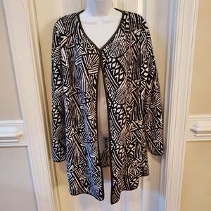 Long Cardigan With Black And White Geometric Design